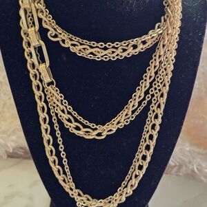 Elegant Gold Chain Necklace